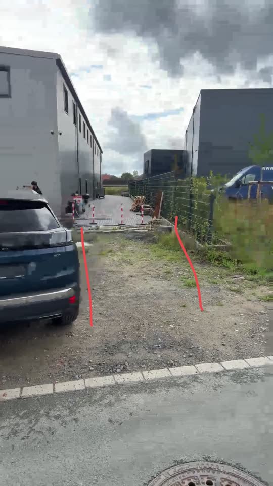 Hier nicht parken — Einfahrt muss frei bleiben